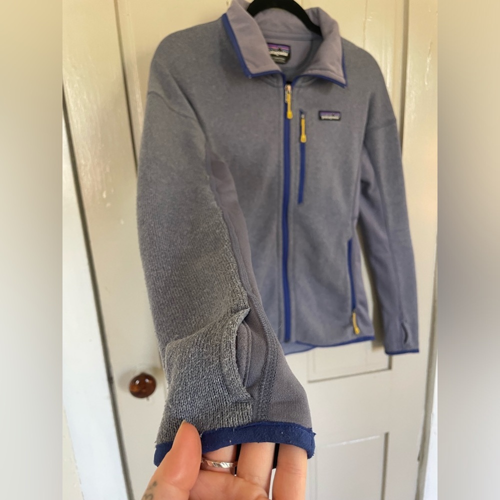 Patagonia Blue Periwinkle and Yellow Ski Jacket Performance Thumb Hole Cute NWOT - Picture 6 of 13
